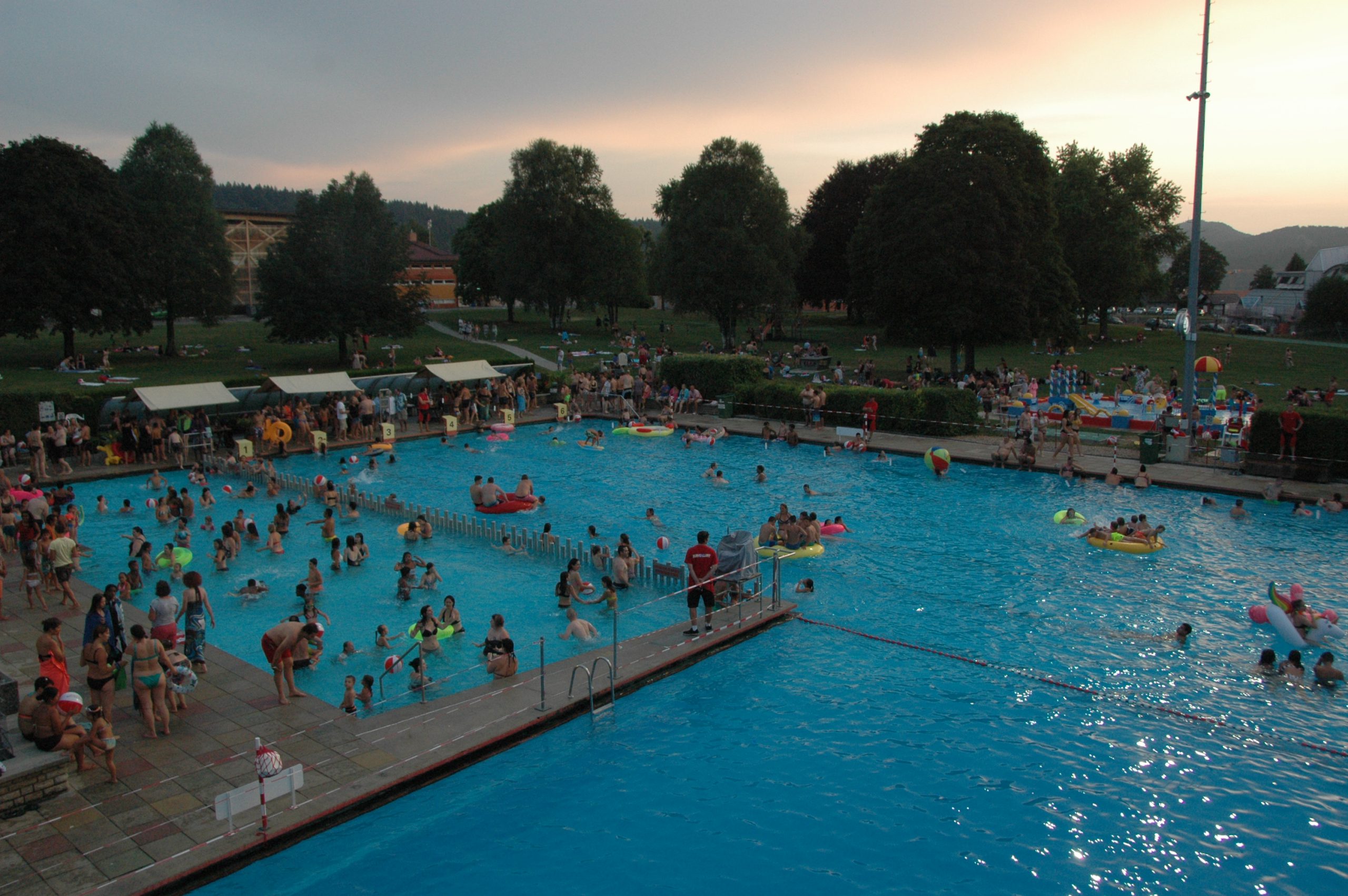 Grande soirées Caraïbes à la piscine du Locle